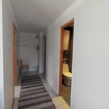 Vormsi Ohvitseride Maja Korter Nr 3 *