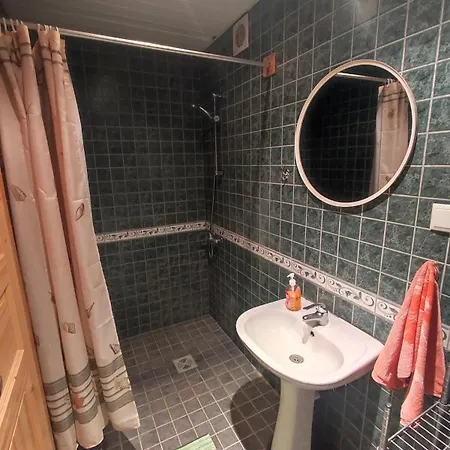 Vormsi Ohvitseride Maja Korter Nr 3 Apartament Hullo