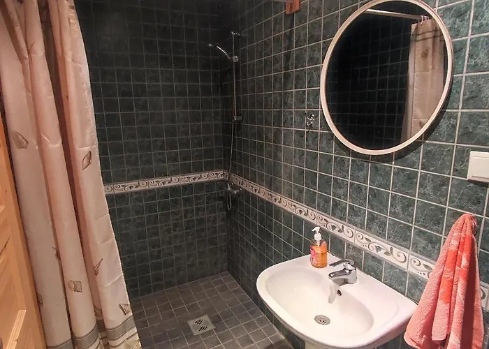 Vormsi Ohvitseride Maja Korter Nr 3 Appartement Hullo